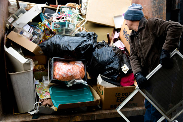 Best Garage Cleanout  in Mount Morris, MI